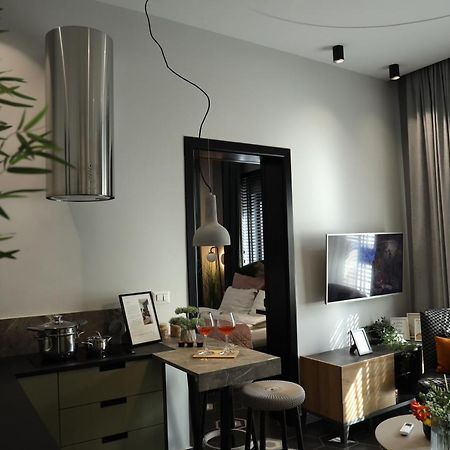 Urban Stay Tirana Deluxe Exteriör bild