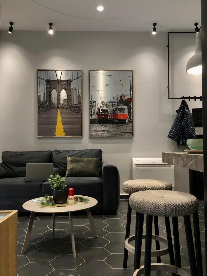 Urban Stay Tirana Deluxe Exteriör bild