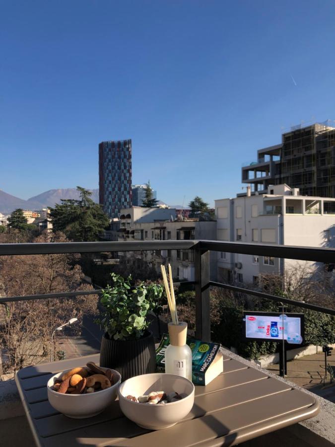 Urban Stay Tirana Deluxe Exteriör bild