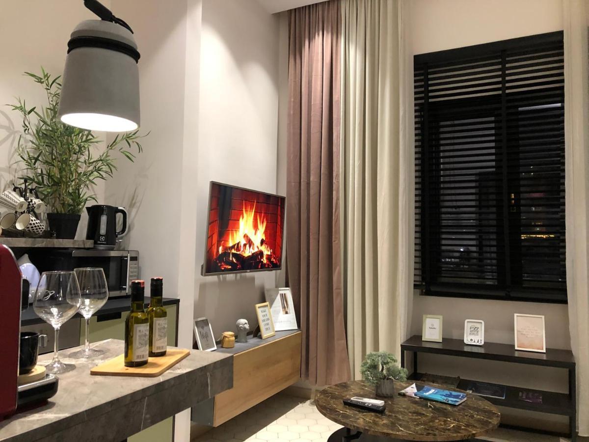 Urban Stay Tirana Deluxe Exteriör bild