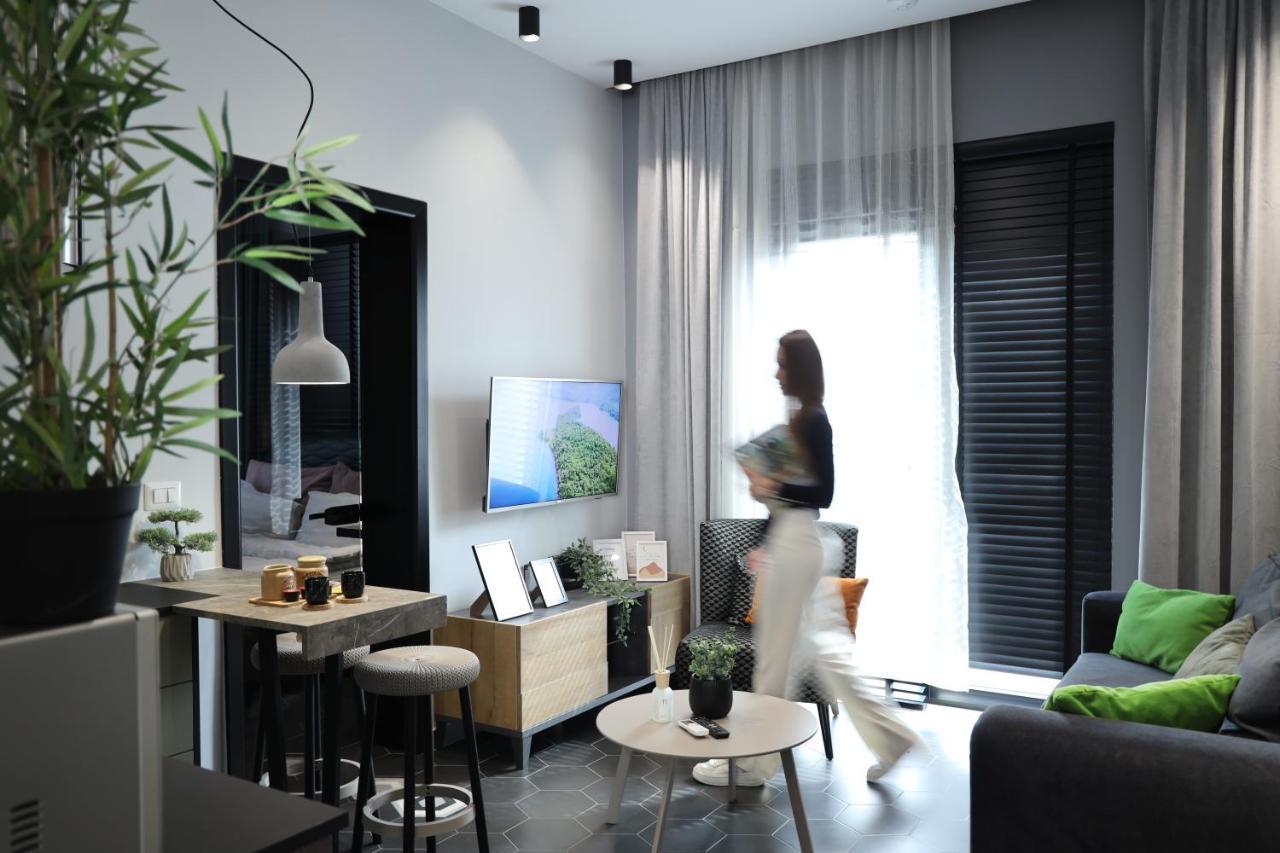Urban Stay Tirana Deluxe Exteriör bild